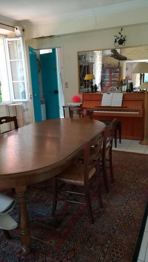 Lolifan En Provence Bed & Breakfast Brignoles Ngoại thất bức ảnh
